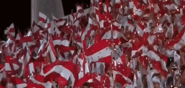 Tebdaerhn GIF