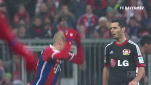 No GIF - Fc Bayern Screaming Face Palm GIFs
