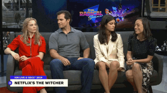 Henry Cavill The Witcher GIF - Henry Cavill The Witcher Smile GIFs