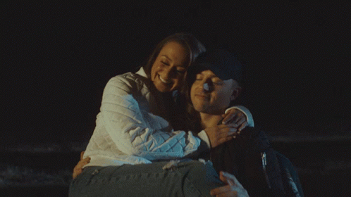 Happy Couple Travis Denning GIF - Happy Couple Travis Denning Dirt Road Down Song GIFs