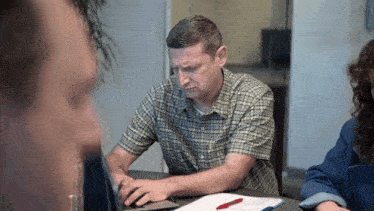 Confused Look GIF - Confused Look What GIFs