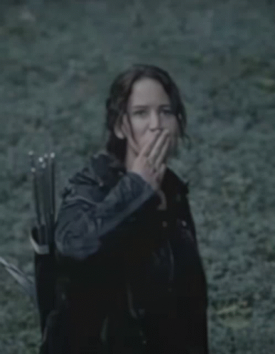Jennifer Lawrence Katniss Everdeen GIF - Jennifer Lawrence Katniss Everdeen Three Finger Salute GIFs