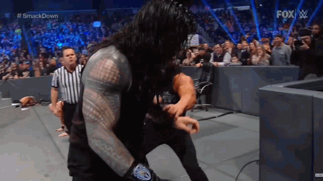 Bobby Roode Glorious Ddt Outside The Ring GIF - Bobby Roode Glorious Ddt Outside The Ring GIFs