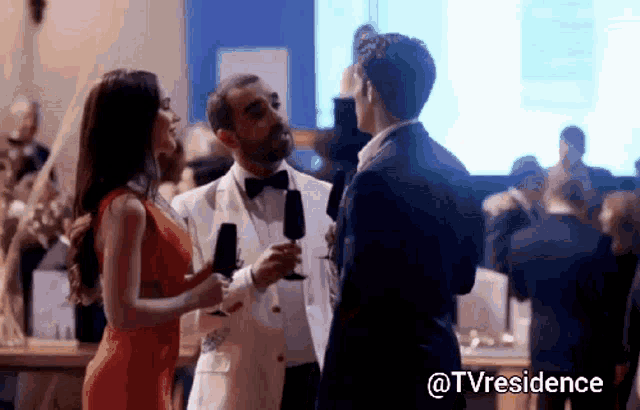Rubi Usa GIF