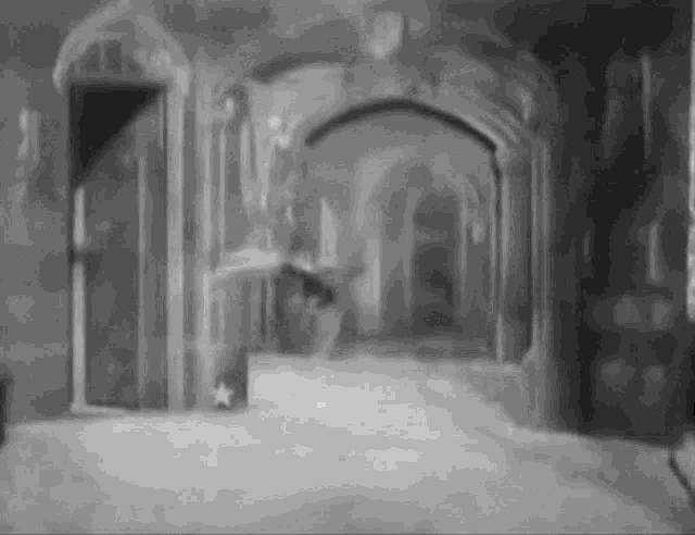 The Haunted Castle George Melies GIF - The Haunted Castle George Melies The Haunted Castle1896 GIFs