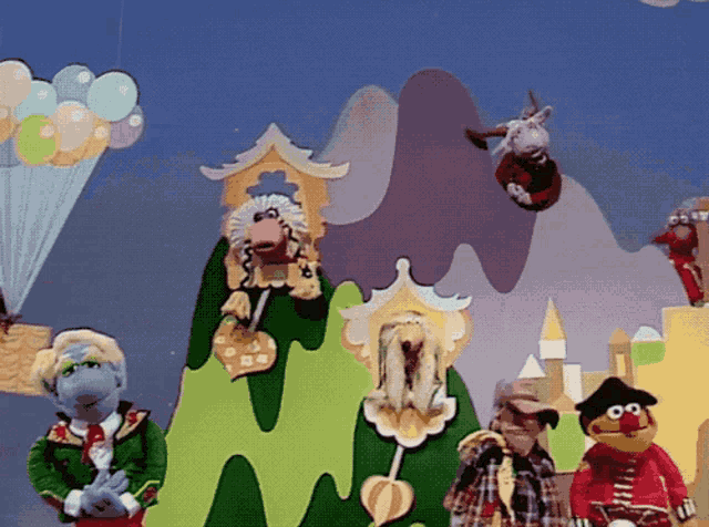 Muppets Muppet Show GIF - Muppets Muppet Show Small World GIFs