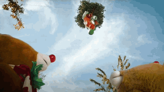 Rudolph And Clarice Christmas GIF - Rudolph And Clarice Christmas Mistletoe GIFs