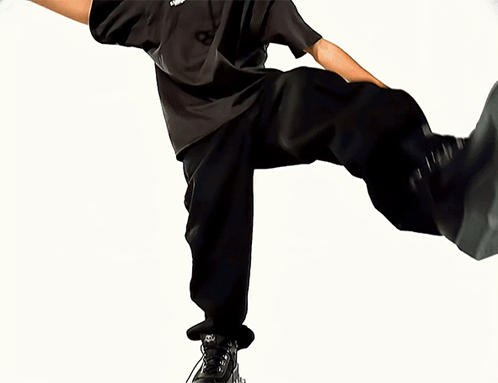 Balancing On One Leg Ludacris GIF - Balancing On One Leg Ludacris Rollout My Business Song GIFs
