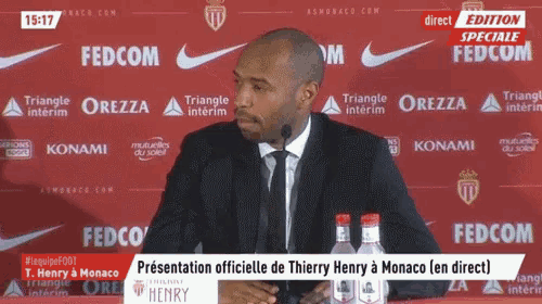 Thierry Henry GIF - Thierry Henry Foot GIFs