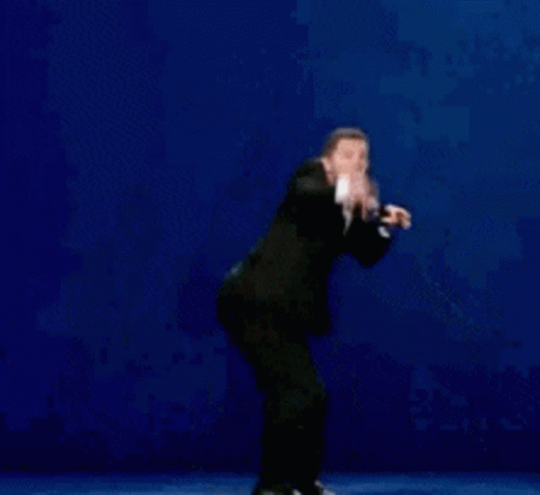 Lee Evans Live Performance GIF - Lee Evans Live Performance Comedy Show GIFs