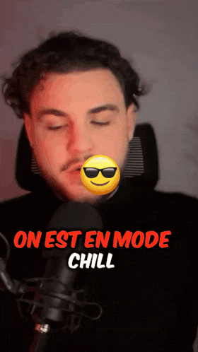 a man with a smiley face in his mouth and the words " on est en mode chill " above him