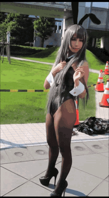 Bunny Catsuit GIF - Bunny Catsuit Pantyhose GIFs