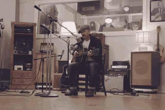 Playing Guitar Foy Vance GIF - Playing Guitar Foy Vance Have Me Maria GIFs
