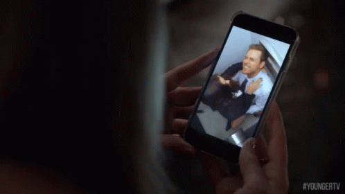 Thad Caught GIF - Younger Tv Land Sutton Foster GIFs