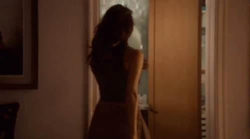 Station19 Carina Deluca GIF - Station19 Carina Deluca Going To Washroom GIFs