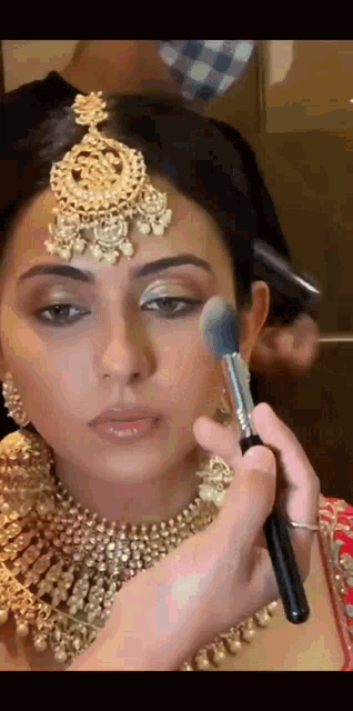Rakul Preet Singh Makeup GIF - Rakul Preet Singh Makeup Keert GIFs