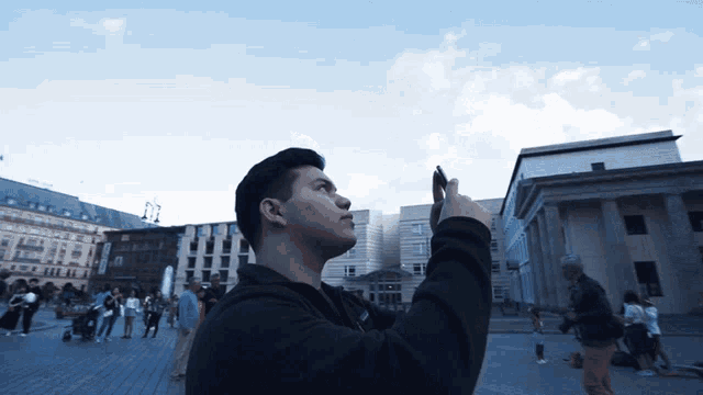 Sightseeing Taking A Picture GIF - Sightseeing Taking A Picture Tourist GIFs