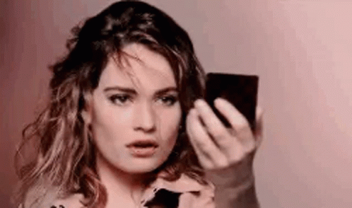 Lily James Lily Chloe Ninette Thomson GIF - Lily James Lily Chloe Ninette Thomson Pretty GIFs
