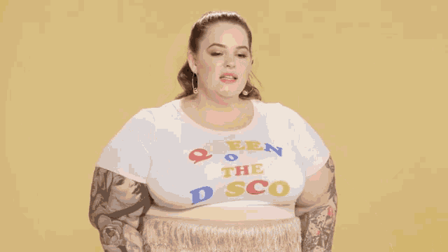 Acknowledgement Fat Girl GIF - Acknowledgement Acknowledge Fat Girl GIFs