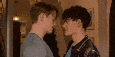 Heartstopper Nick And Charlie GIF - Heartstopper Nick And Charlie S2 GIFs