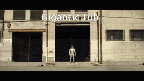 Godfield Gigantic GIF - Godfield Gigantic Tub GIFs