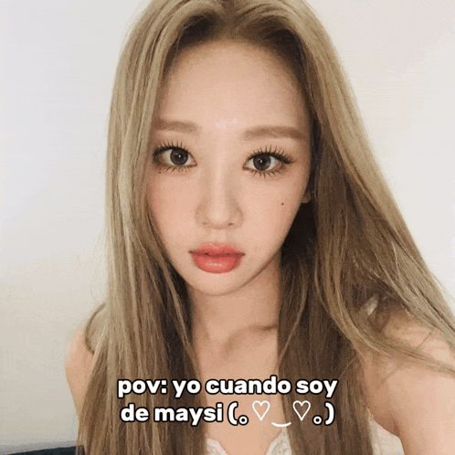 a picture of a woman with a caption that says " pov : yo cuando soy de maysi "