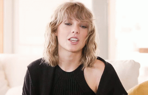 Hair Flip Break Up GIF - Hair Flip Break Up Taylor Swift GIFs