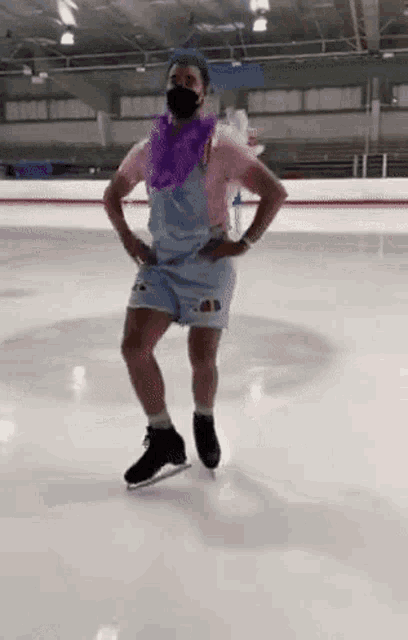Brithan Oakleaf Dance GIF - Brithan Oakleaf Dance Ice Skating GIFs