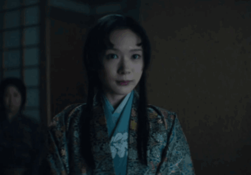 Shogun Lady Fuji GIF - Shogun Lady Fuji Side Eye GIFs