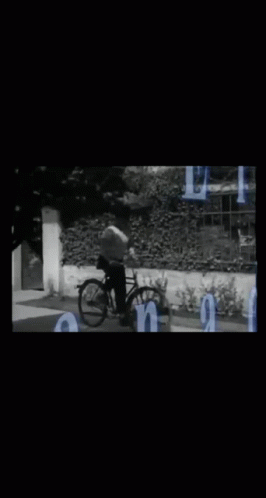 El Panadero GIF - El Panadero Biking GIFs