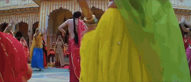 Rani Mukherji Paheli GIF - Rani Mukherji Paheli Amol Palekar GIFs