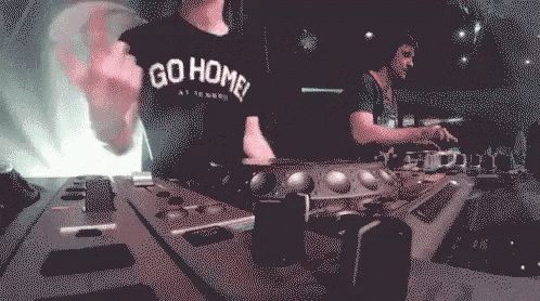 I Don'T Know What I'M Doing GIF - Dj Party GIFs