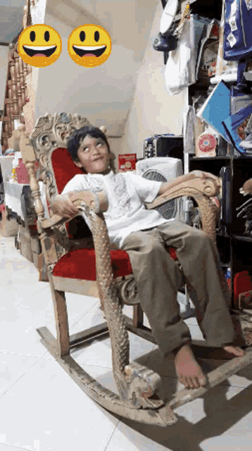 Kakuno Kid GIF - Kakuno Kid Rocking Chair GIFs
