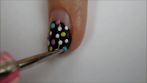 Candy Crush Nails GIF - Nails Nail Art Nail Polish GIFs