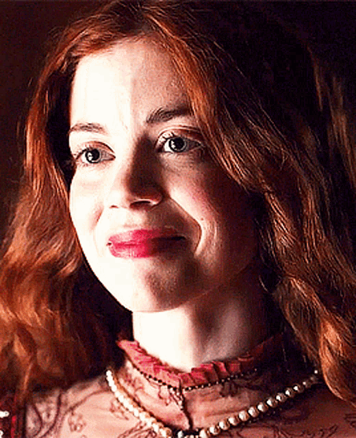 Catherine Of Aragon GIF - Catherine Of Aragon GIFs