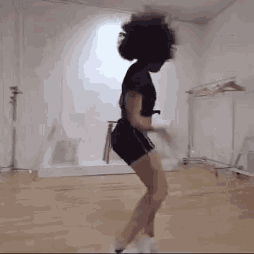 Izzy Afrobeats GIF - Izzy Afrobeats Dance GIFs