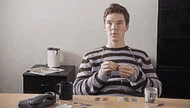 Benedict Cumberbatch Paper Clip GIF - Benedict Cumberbatch Paper Clip What GIFs