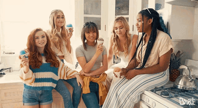 Girl Squad Summer GIF - Girl Squad Summer Vacation GIFs