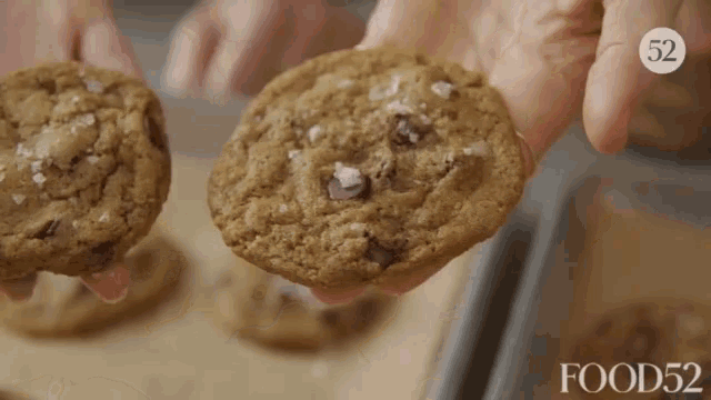 Chocolate Chip Cookies GIF - Chocolate Chip Cookies Baking GIFs