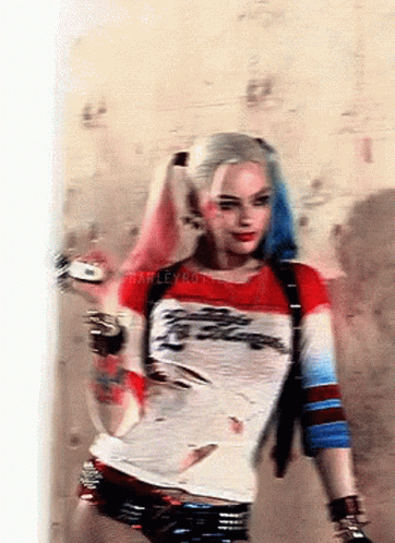 Harley Quinn Sassy GIF - Harley Quinn Sassy Smile GIFs
