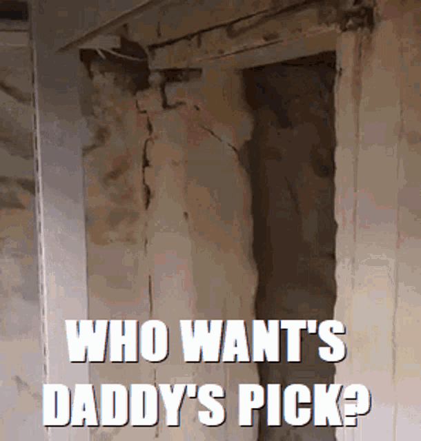 Pagefire Daddys Belt GIF - Pagefire Daddys Belt Daddys Pick GIFs