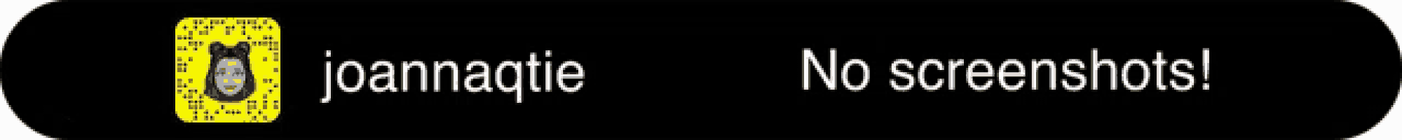 a sign that says " no screenshots " next to a snapchat logo