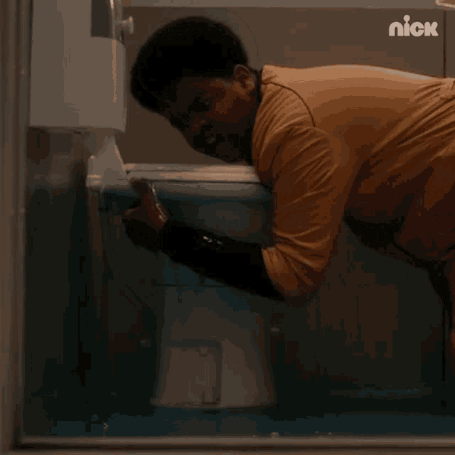 Overflowing Toilet Martin Taylor GIF - Overflowing Toilet Martin Taylor The Astronauts GIFs