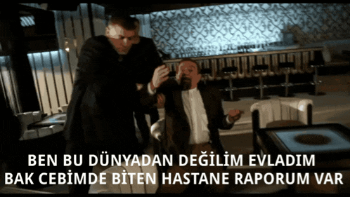 Kolpaçino Gif - Ben Bu Dünyadan Değilim Evladım GIF