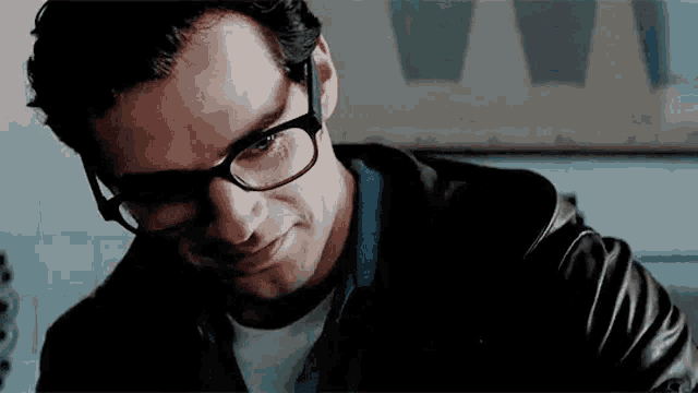 Clark Kent Henry Cavill GIF