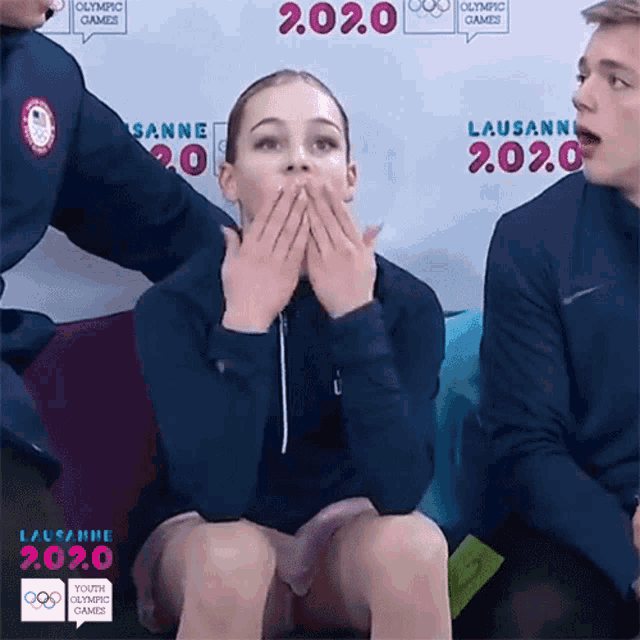 Blow Kiss Youth Olympic Games GIF - Blow Kiss Youth Olympic Games Flying Kiss GIFs