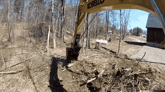 Excavator Excavating GIF - Excavator Excavating Brush GIFs