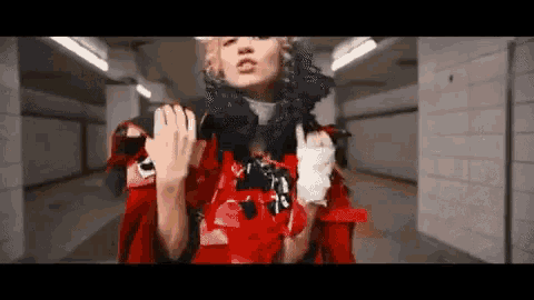Grimes Kill V Maim GIF - Grimes Kill V Maim Music Video GIFs