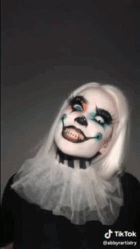 Scary Makeup Singing GIF - Scary Makeup Singing Clown Makeup GIFs
