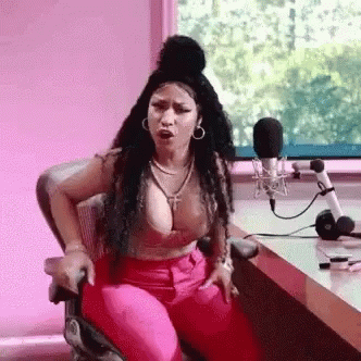 Nicki Minaj Angry GIF - Nicki Minaj Angry Pissed GIFs